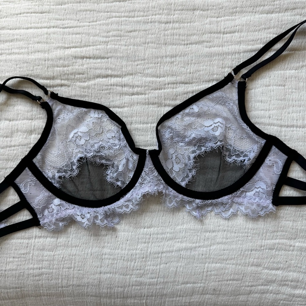 30D Bluebella Black and Lilac Lace Bra